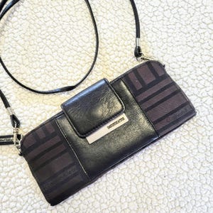 CALVIN KLEIN Black Leather Signature and Grey Stripes Fabric Crossbody Bag/Vintage Designer Clutch Bag Removable Strap Bag/No231