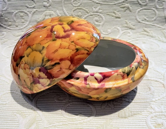 ENESCO Ceramic Egg Shape Trinkets Box/Vintage Col… - image 1