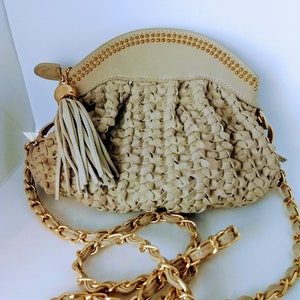 LIONEL Rare Cross Body Elegant Bag/Beige Faux Leather Zip Closure Small Convenient Spring Summer Shoulder Purse/Perfect Gift For Her/No.027