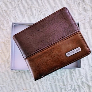 Bi-Folded LONDON FOG Braun Leder Herren Geldbörse / Bequeme Weiche Zwei Tonnen Leder Klassische Reise Leder Geldbörse / Perfektes Geschenk Für Ihn / No.377