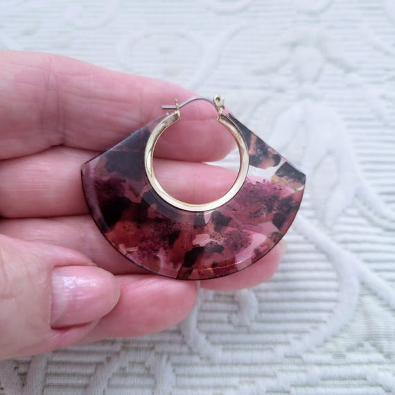 Tortoiseshell Acrylic Hoop Statement Earrings/Car… - image 4