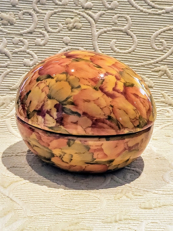 ENESCO Ceramic Egg Shape Trinkets Box/Vintage Col… - image 2