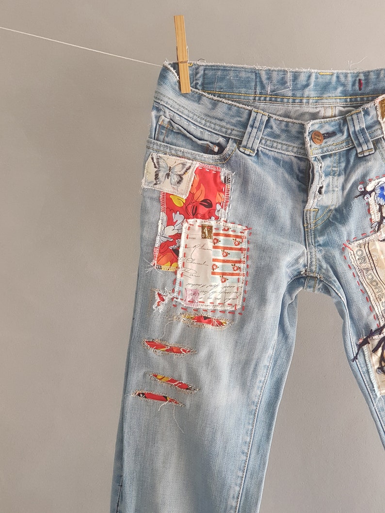 Jean Marco Bologna En Jean Vieilli Avec Cristaux - Taille 30 - Coupe Boyfriend - Neuf Avec étiquettes