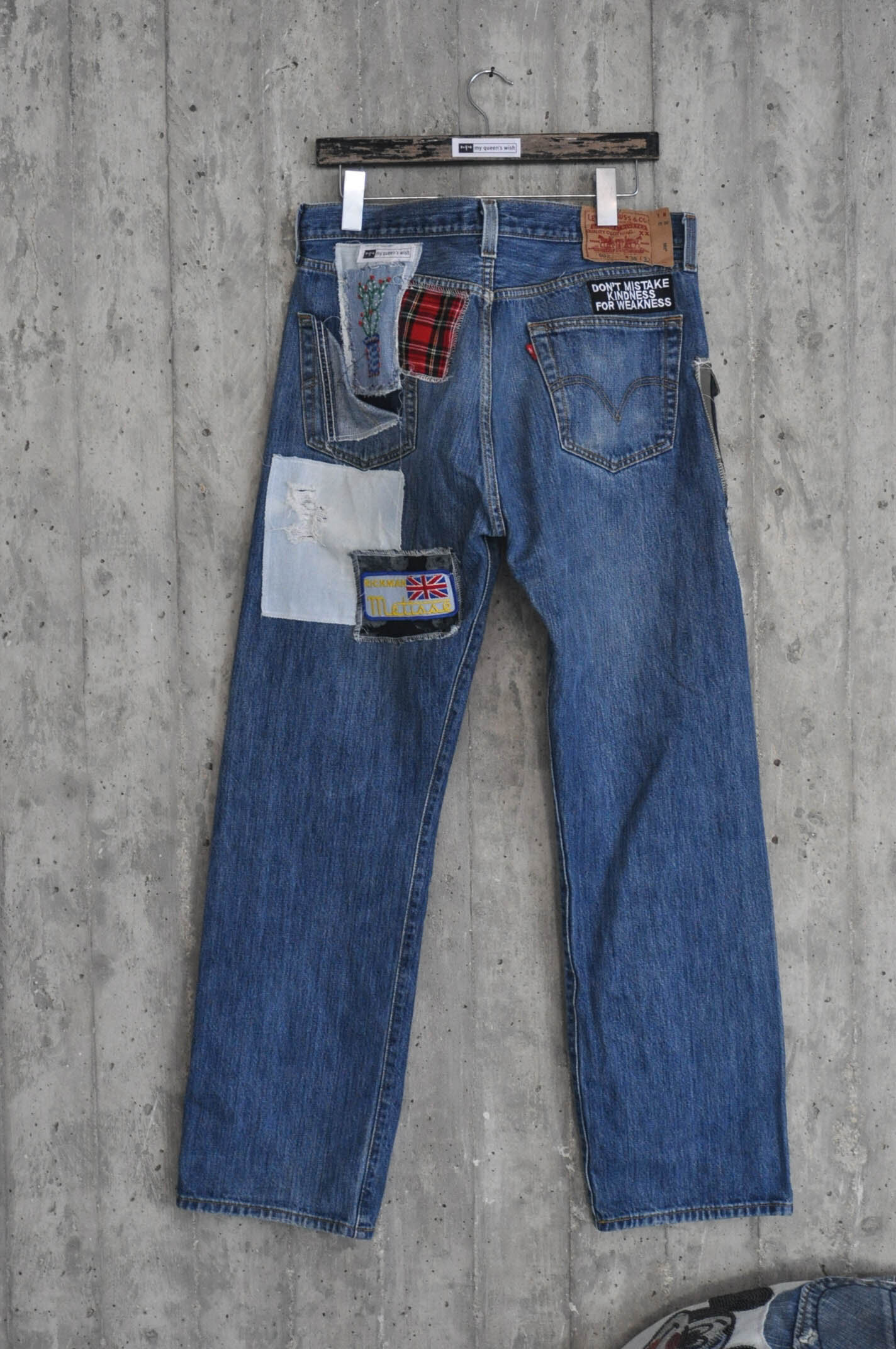 Vintage Clothing Jeans Woman patched 