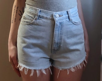 Vintage 90s Jordache Light Wash Denim Mom Shorts High Rise Frayed Festival Shorts 25" Bohemian Hippie