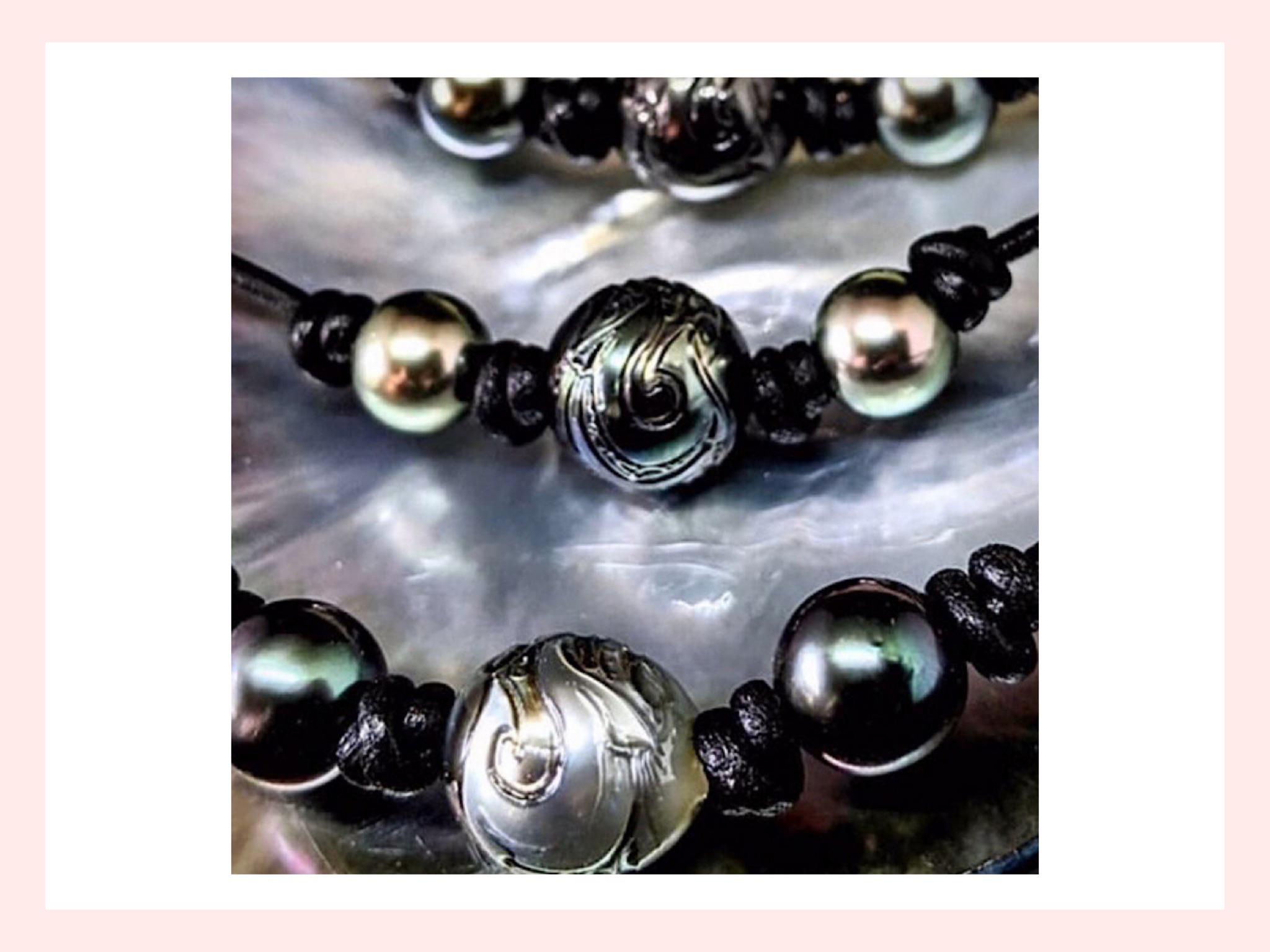 Collier Ulka Rocks trois perles, collier de perles de Tahiti, perle de Tahiti naturelle, perle de Tahiti sculptée, perle de Tahiti nouée