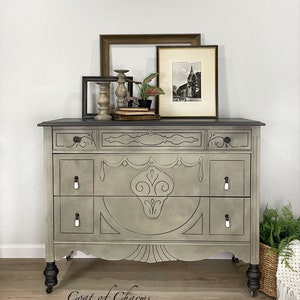 Antique Chest of Drawers, Dresser Guest Suite
