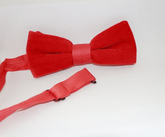 Bow Tie -  Red Velvet Bowtie, Groomsmen Ties, Wedd