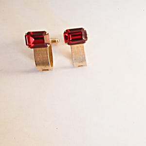 Vintage cufflinks, red garnet glass crystal cufflinks, madmen minimalistic cuff links, gift for man, Father&#39;s Day Gift, Gift for man