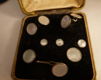 Tachuelas de gemelos Art Déco, juego de esmoquin de 8 piezas, revestimiento de platino de nácar, regalo de novio, regalos para hombres Art Déco de 1930, era Gatsby
