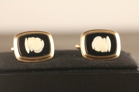 Krementz Gold Filled Cufflinks, Black White Cameo… - image 2