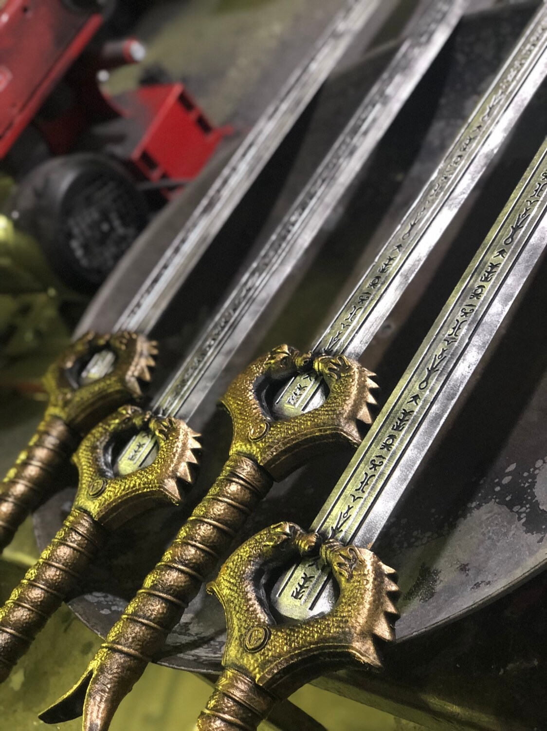 く*ろ様 ワンダーウーマン ゴッドキラー ダイアナ 金属製 模造刀 西洋剣 く*ろ様 ワンダーウーマン ゴッドキラー ダイアナ 金属製 模造刀 西洋