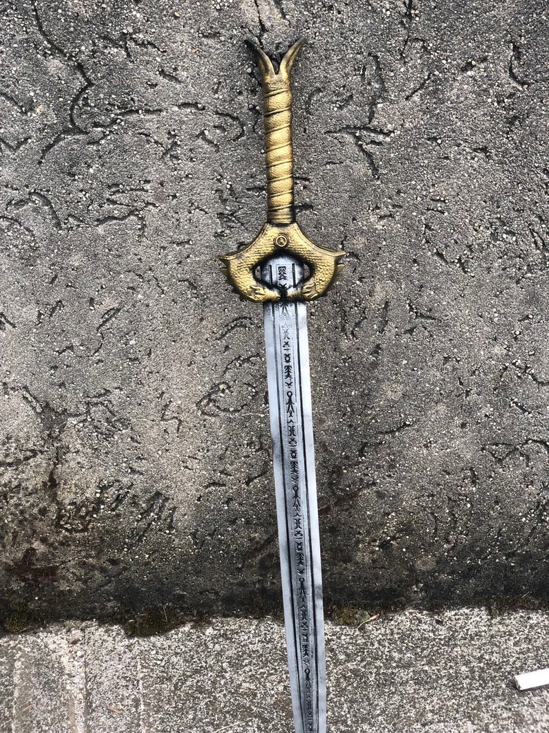 Gods killer Wonder woman sword image 6