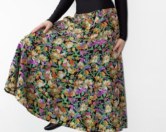 Handmade 90s Floral Midi Skirt: Vintage Bohemian Viscose S/M