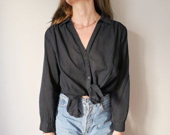 Vintage muslin cotton black delicate shirt basic straight cut long sleeve deep v unisex onesize fashion size M/L