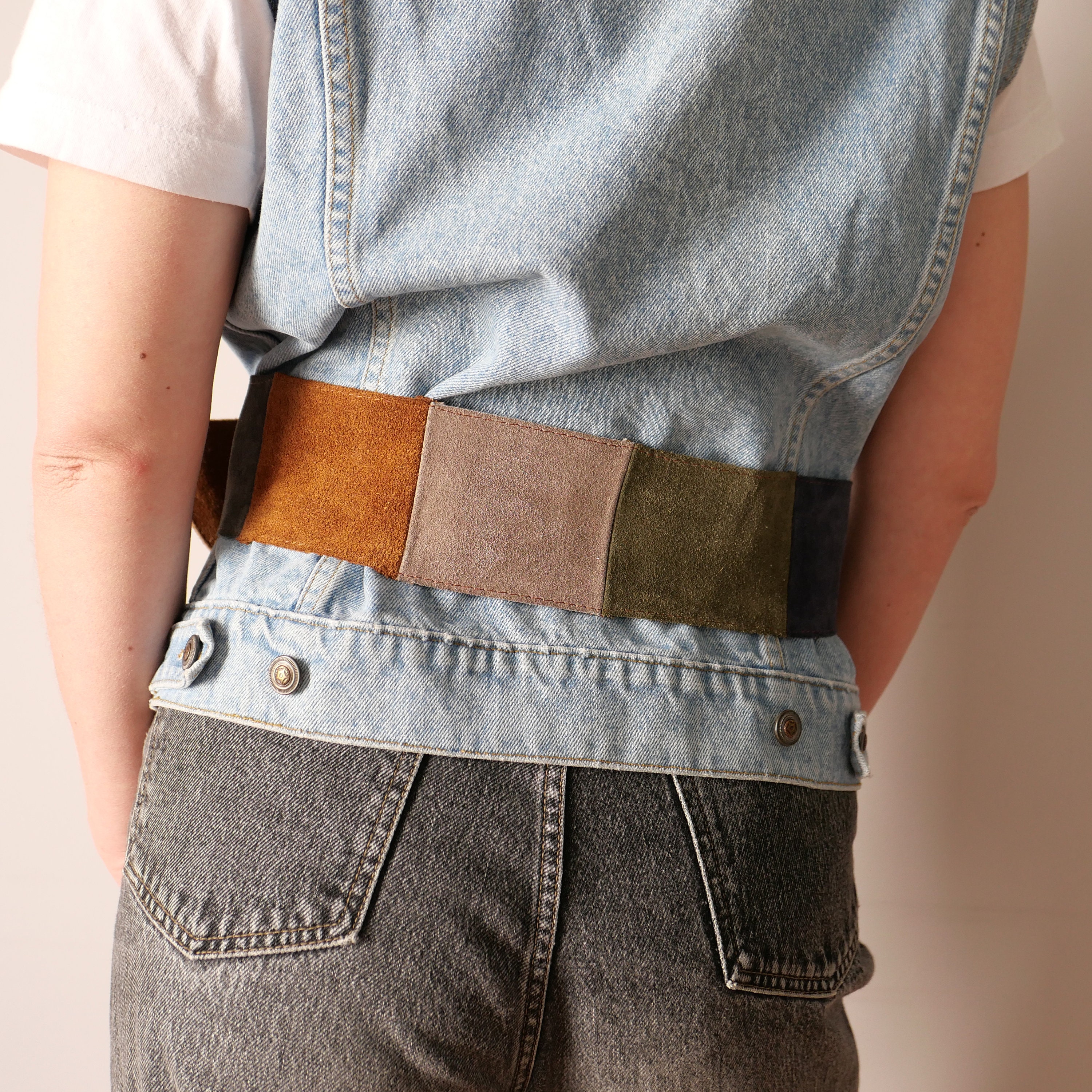 Vintage Suede Patchwork Belt: 90s Boho Leather Accessory (S 