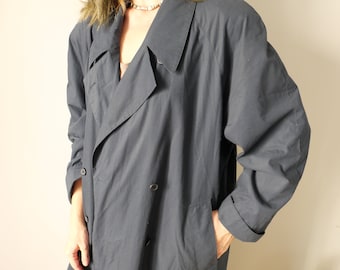 trench vintage des années 90, 80, bleu foncé avec doublure en gabardine classique basique doublure à carreaux pardessus unisexe L/XL