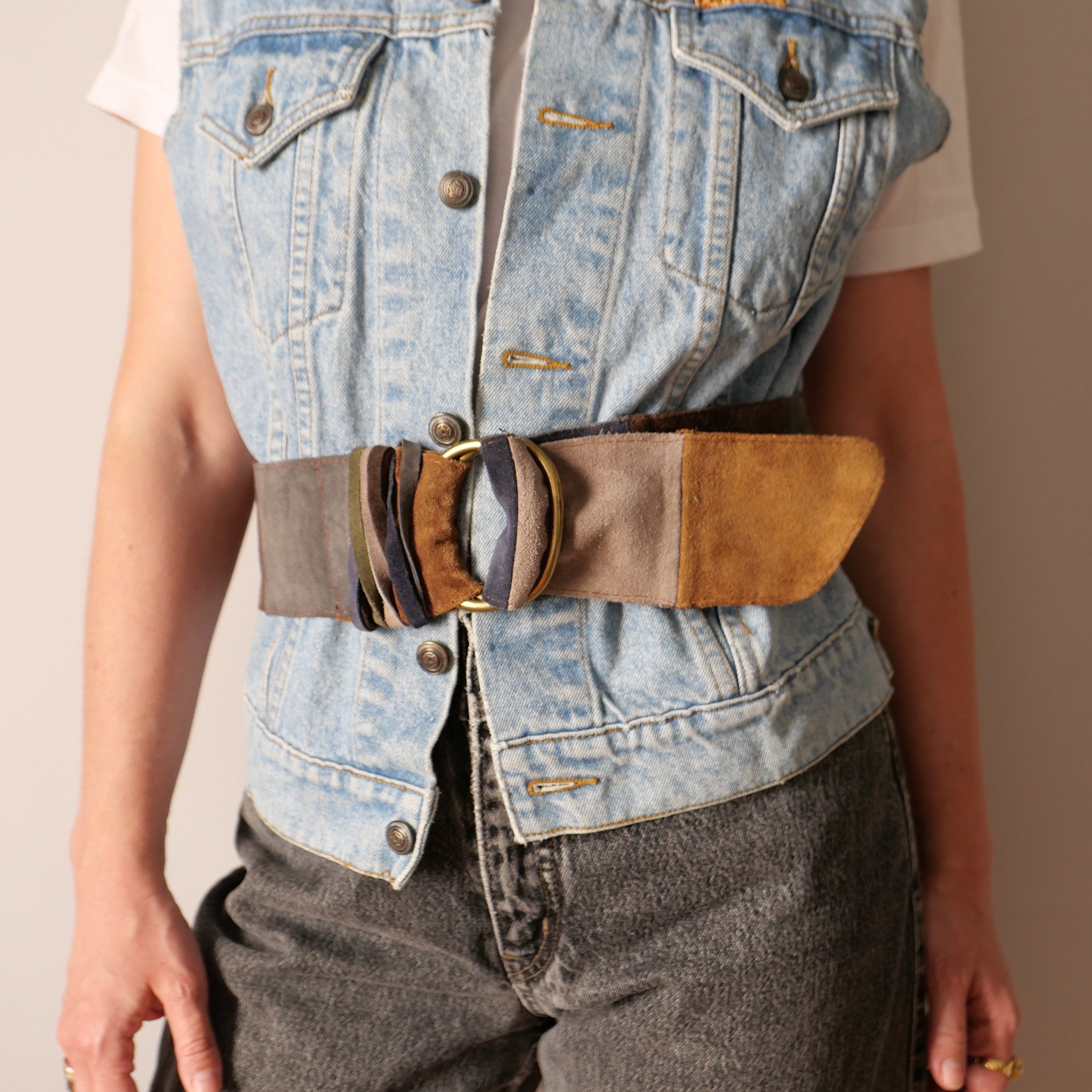 Vintage Suede Patchwork Belt: 90s Boho Leather Accessory (S  display picture 2
