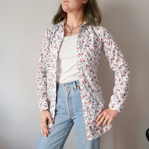 Vintage Floral Cotton Shirt: 90s Cottagecore Red Flower Print