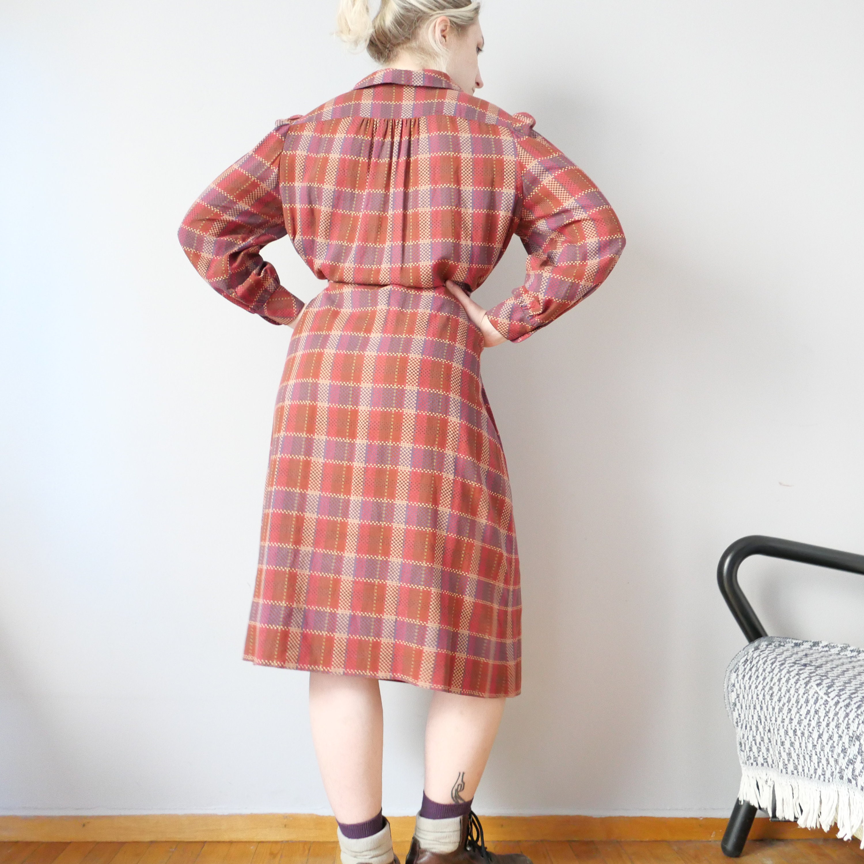 Vintage Camisole Dress With Belt and Long Sleeves Checkered
