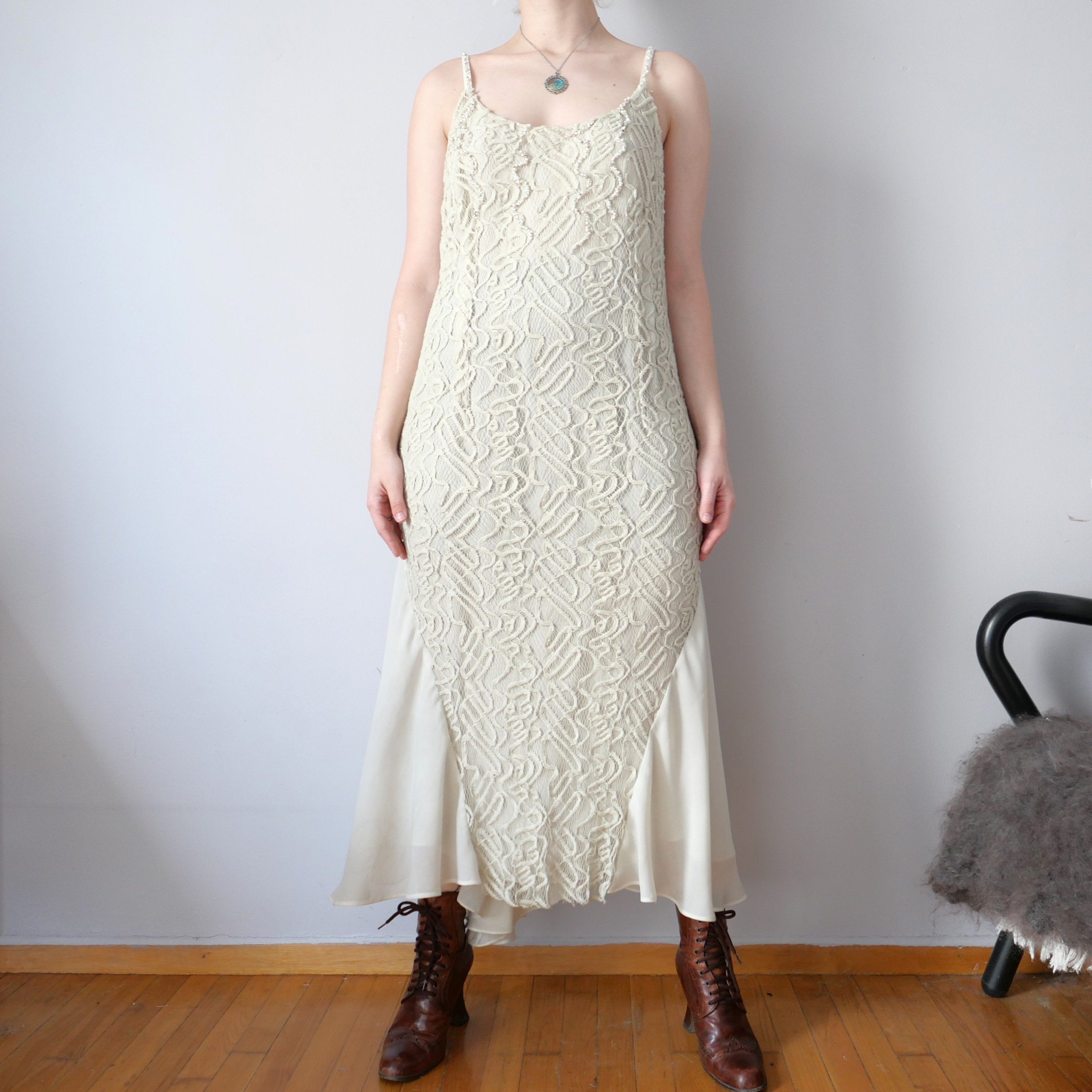 Ameri VINTAGE  OFFSHOULDERTULLE LAYERED OFF SHOULDER TULLE LAYERED DRESS
