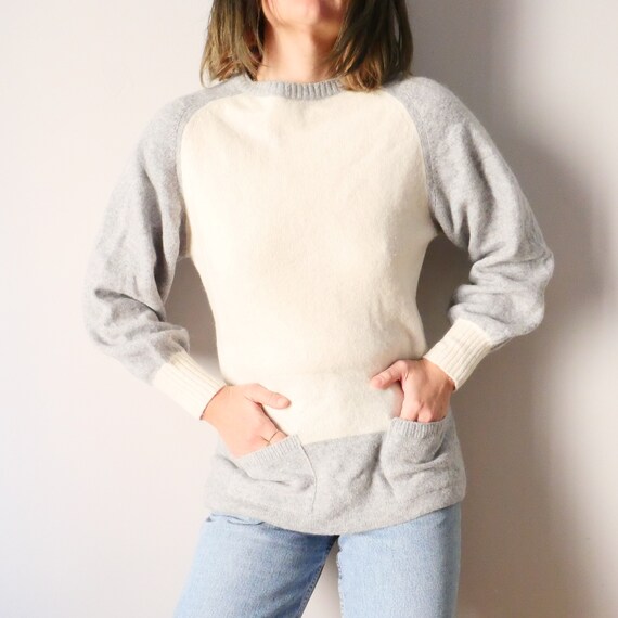 Vintage bunny angora fluffy puff sleeves grey whi… - image 10