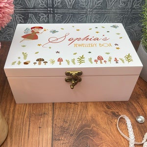 Boîte à bijoux personnalisée magie des bois féerique cadeau anniversaire fille souvenirs