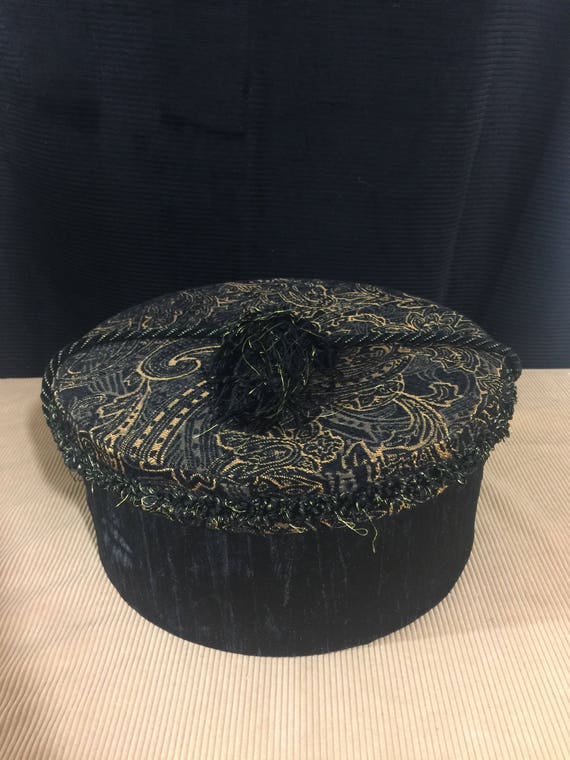ladies hat boxes with lids