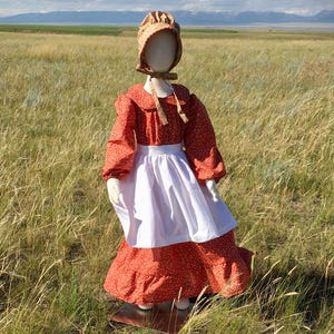 Girls&#39; Pioneer Dress: Little House on the Prairie Inspired Costume