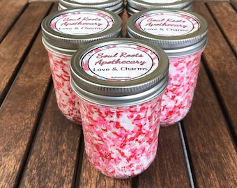 Red and Pink Sprinkle Candle, Vanilla Scented in 8 oz Ball Jar