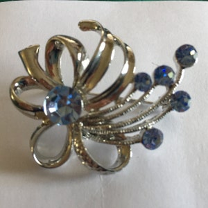 Retro Style Silver Tone and Blue Rhinestone Brooch