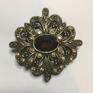 Ein Paar Vintage Dunkelbraun / Gold Ton Broschen