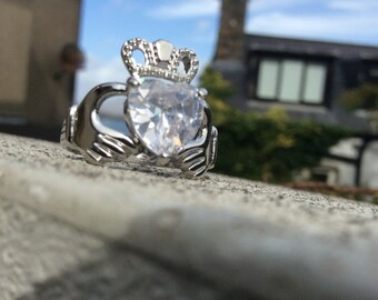 Anillo Claddagh irlandés, tamaño 3/4 Claddagh, Irlanda, irlandés,  amistad, amor, lealtad, The IrishPenny,