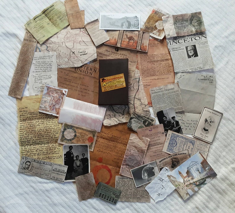 Indiana Jones Grail Diary prop replica image 8