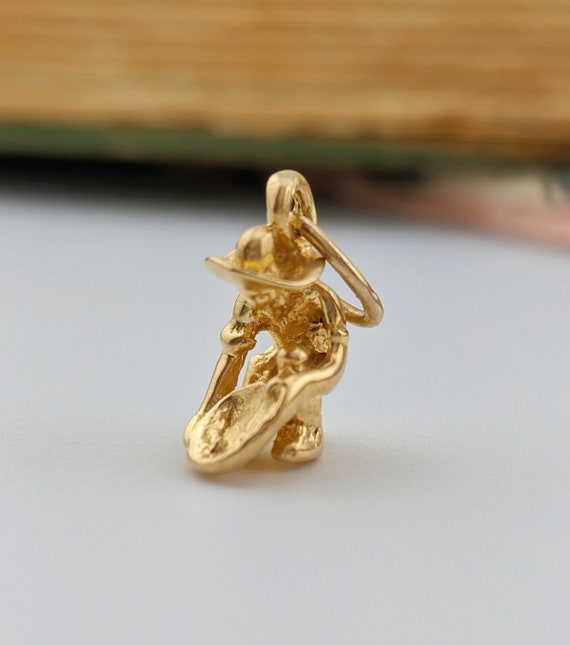 Vintage 14k Gold Panner Charm Gold Panning Gold D… - image 8