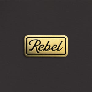 Rebellen Emaille Pin