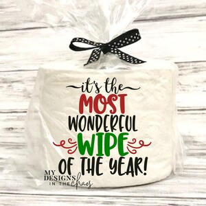File SVG di carta igienica natalizia / Design TP festivo / File di taglio per Silhouette o Cricut / Taglio festivo divertente / Regalo bavaglio / È la stagione