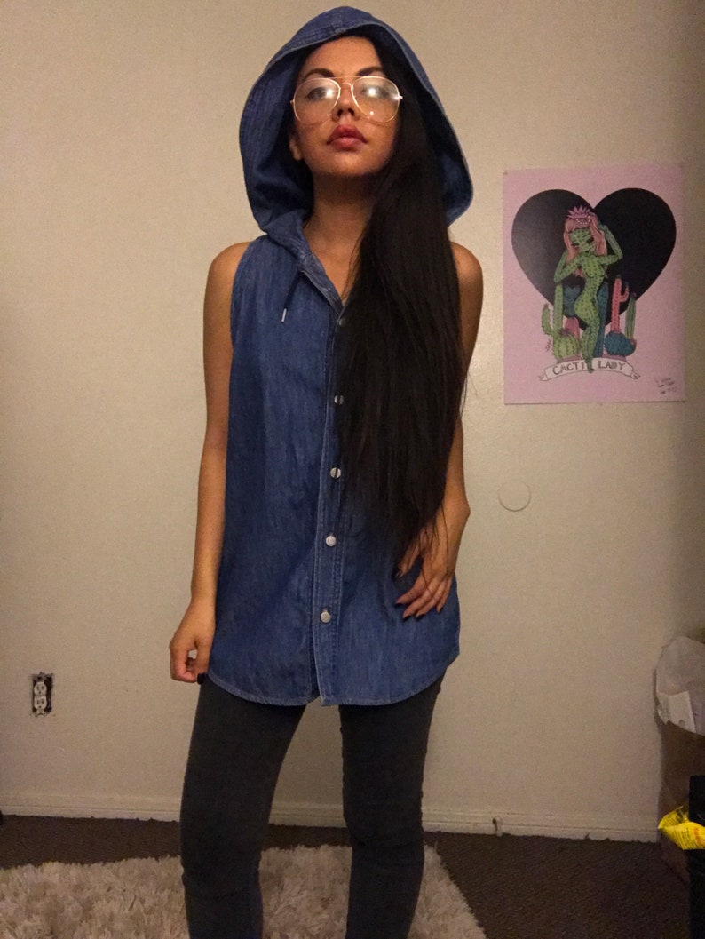 Vintage Retro Guess Hooded Denim Button Up Top image 2