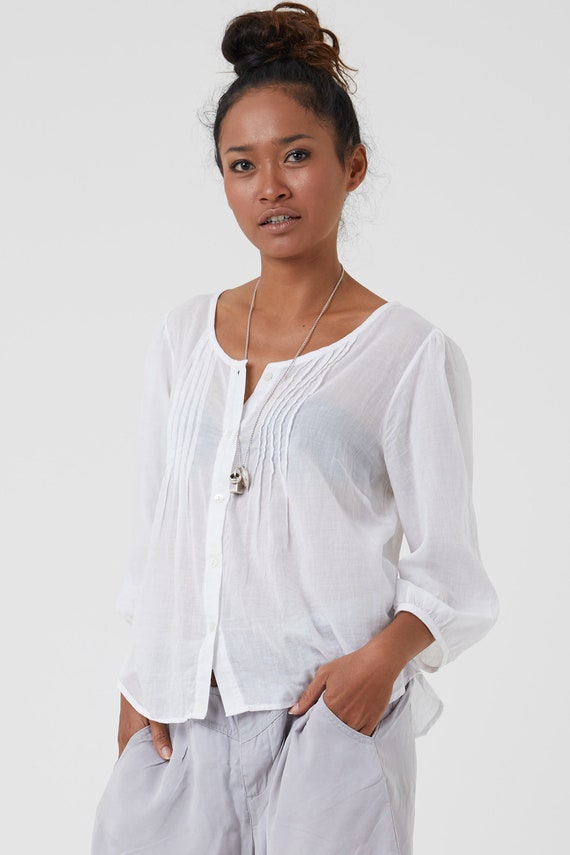 トップス mie ajunar pintuck blouse white WGGT3256_157_DPA.jpg?v=