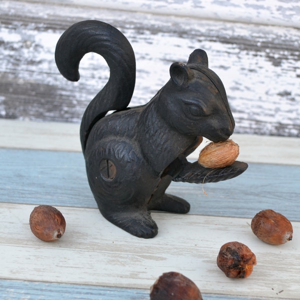 Antique Decor, Cast Iron, Squirrel Nut Cracker, Woodland Animals, Primitive Decor, Black Iron Squirrel, Rustic Animals,