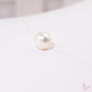White Pearl or Pearly Ivory Necklace - 925 Silver - Invisible Necklace Fishing Line Style Transparent Nylon