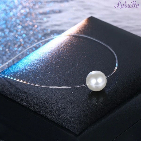 Collier Invisible - Perle Blanche Nacré Shell - Argent 925 - Collier Style fil de pêche - Nylon transparent