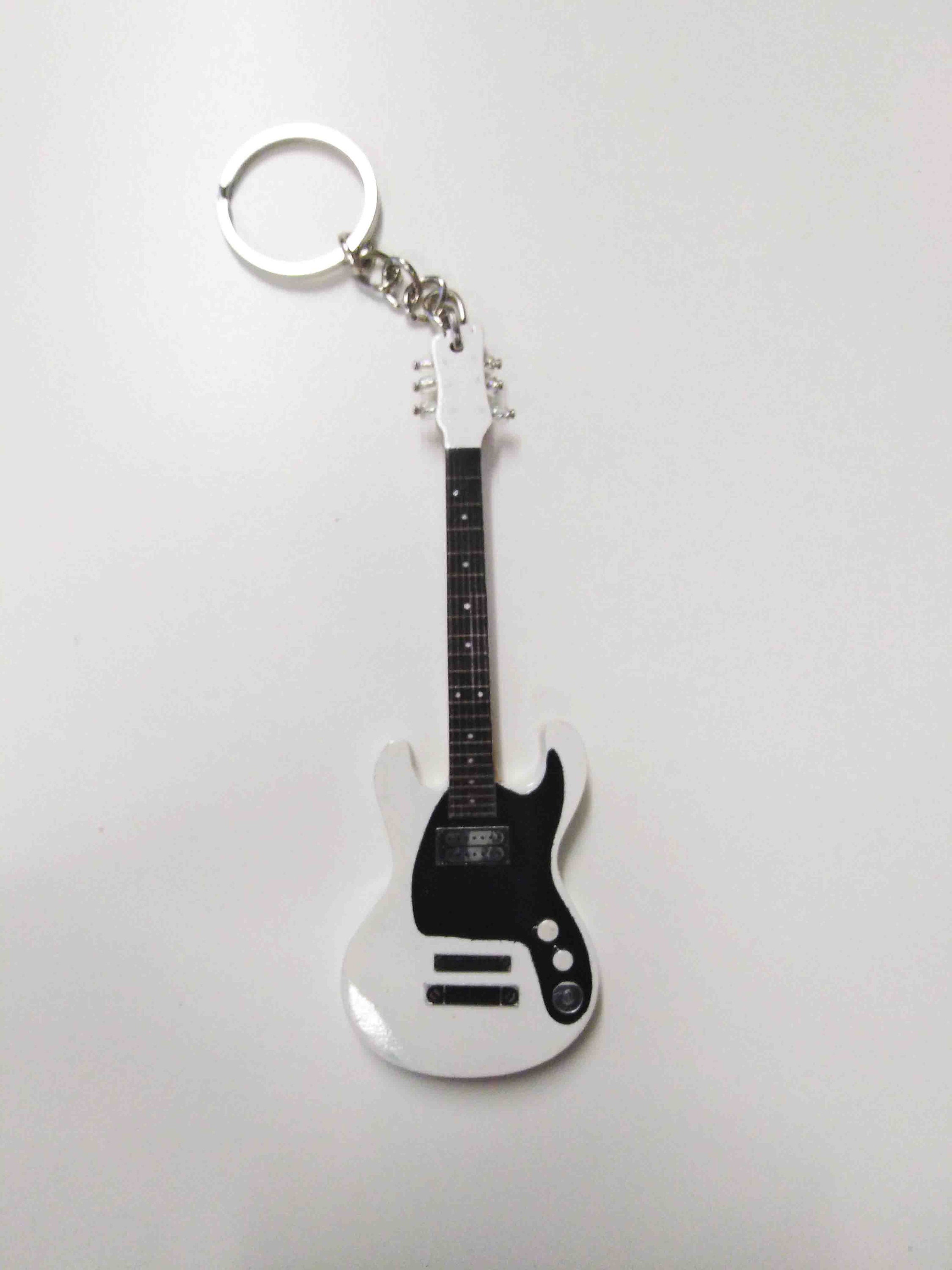 Johnny Ramone Ramones Ventures II Keyring Magnet Etsy johnny-ramone-ramones-ventures-ii-keyring-magnet-etsy