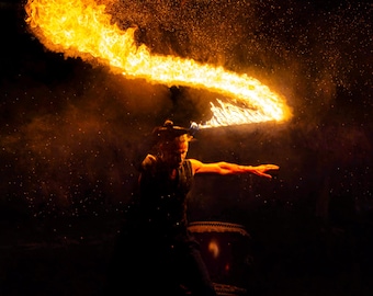 Lycopodium Powder: Natural Pollen for Fire Performers & Magicians