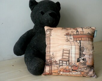 Fable, the monkey and the cat cushion