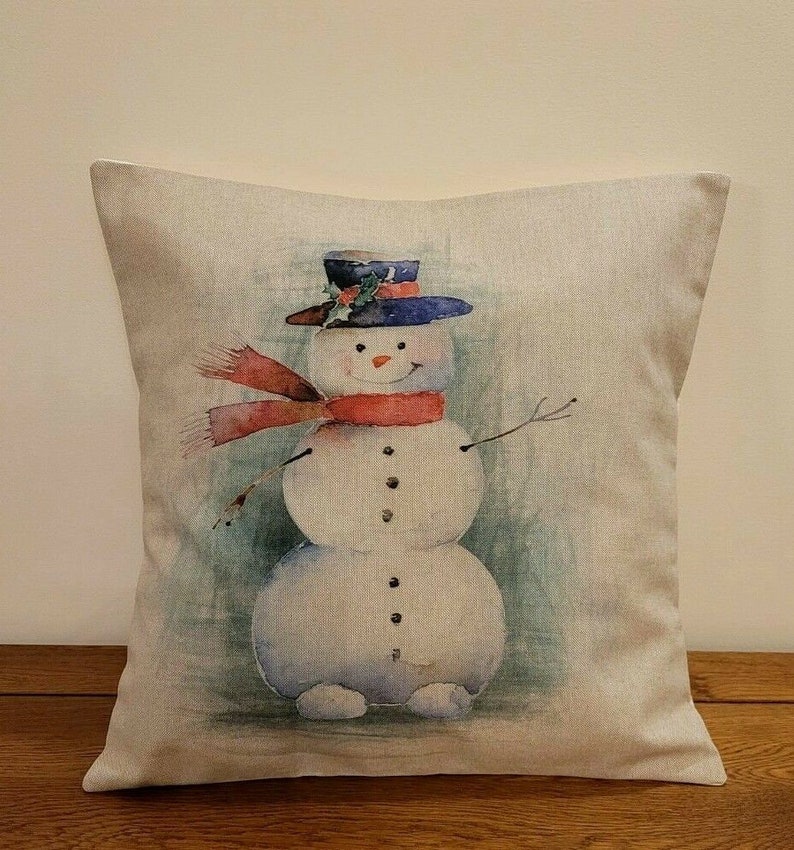 16" The Snowman And The Snowdog Christmas Themed Cushion Cover 16" The Snowman And The Snowdog Christmas Themed Cushion Cover