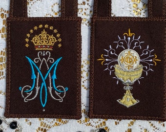 Mantle Of Mary® Brown Scapular Medium Size  | Marian Crown of Twelve Stars with Chalice | 2 Exterior Pockets | Matching Wool Straps