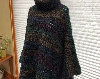 Häkelanleitung - Kuscheliger Poncho Pullover/Couch Poncho/Poncho mit Ärmel