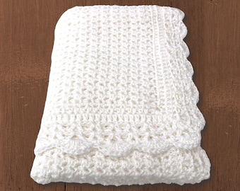 Handmade crochet baby blanket, White knit blanket, Gender neutral baby blanket, Christening blanket, Gift for baby, Baby Shower gift