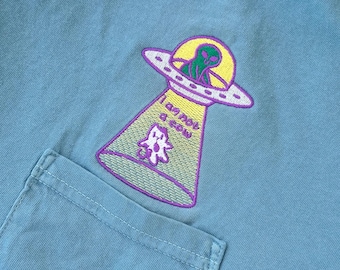 Cat "I am not a Cow" UFO shirt, peekapoo tee, face Unisex SHORT Sleeve Comfort Colors, Embroidered Pocket T-Shirt